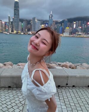 Ahn Ji-young Instagram - 홍콩에서🧋
#비긴어게인