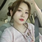 Ahn Ji-young Instagram - 선생님 최대한 young하게 해쥬새오.. 🫧🫧