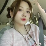 Ahn Ji-young Instagram - 선생님 최대한 young하게 해쥬새오.. 🫧🫧