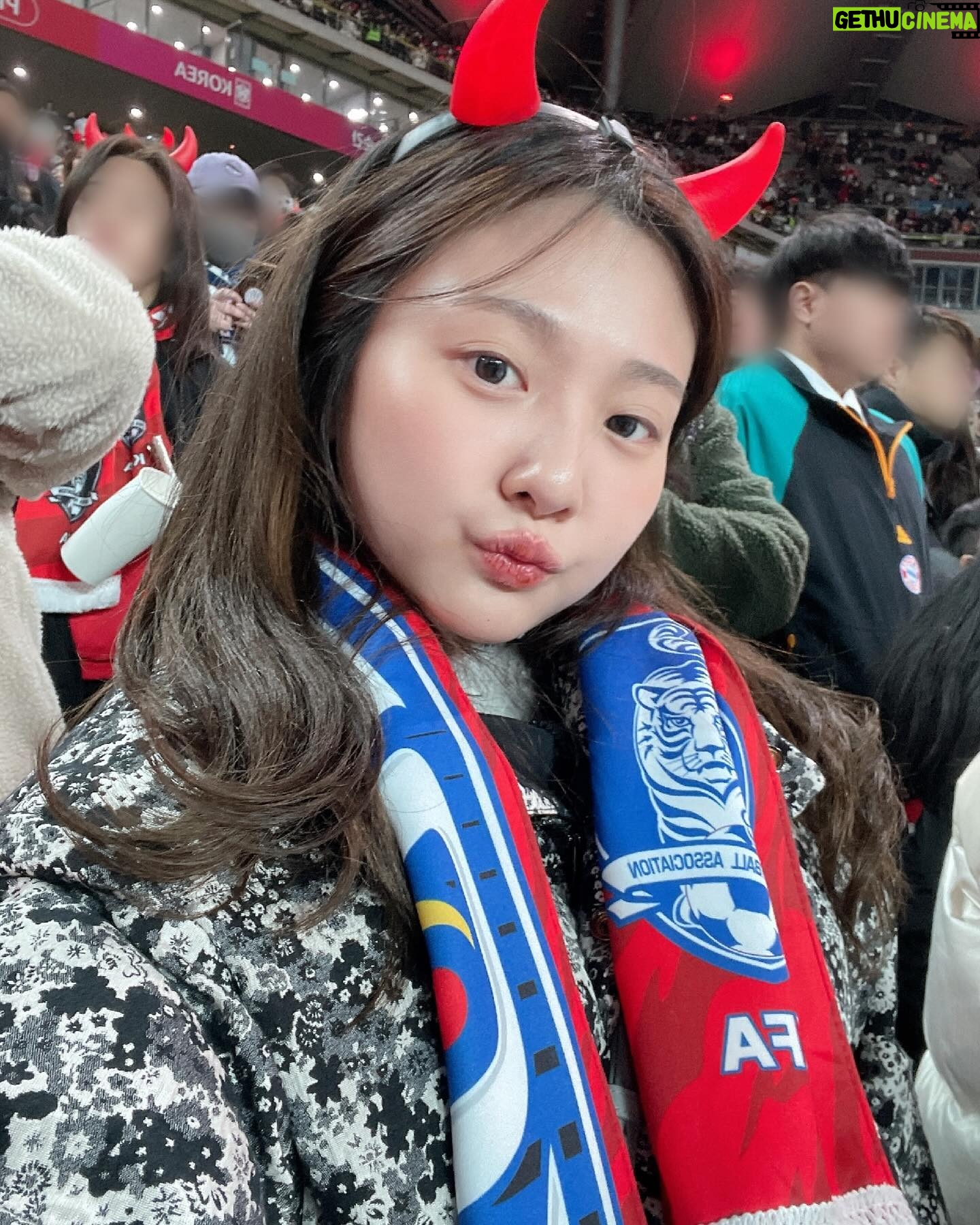 Ahn Ji-young - 28.5K Likes - 🇰🇷💕