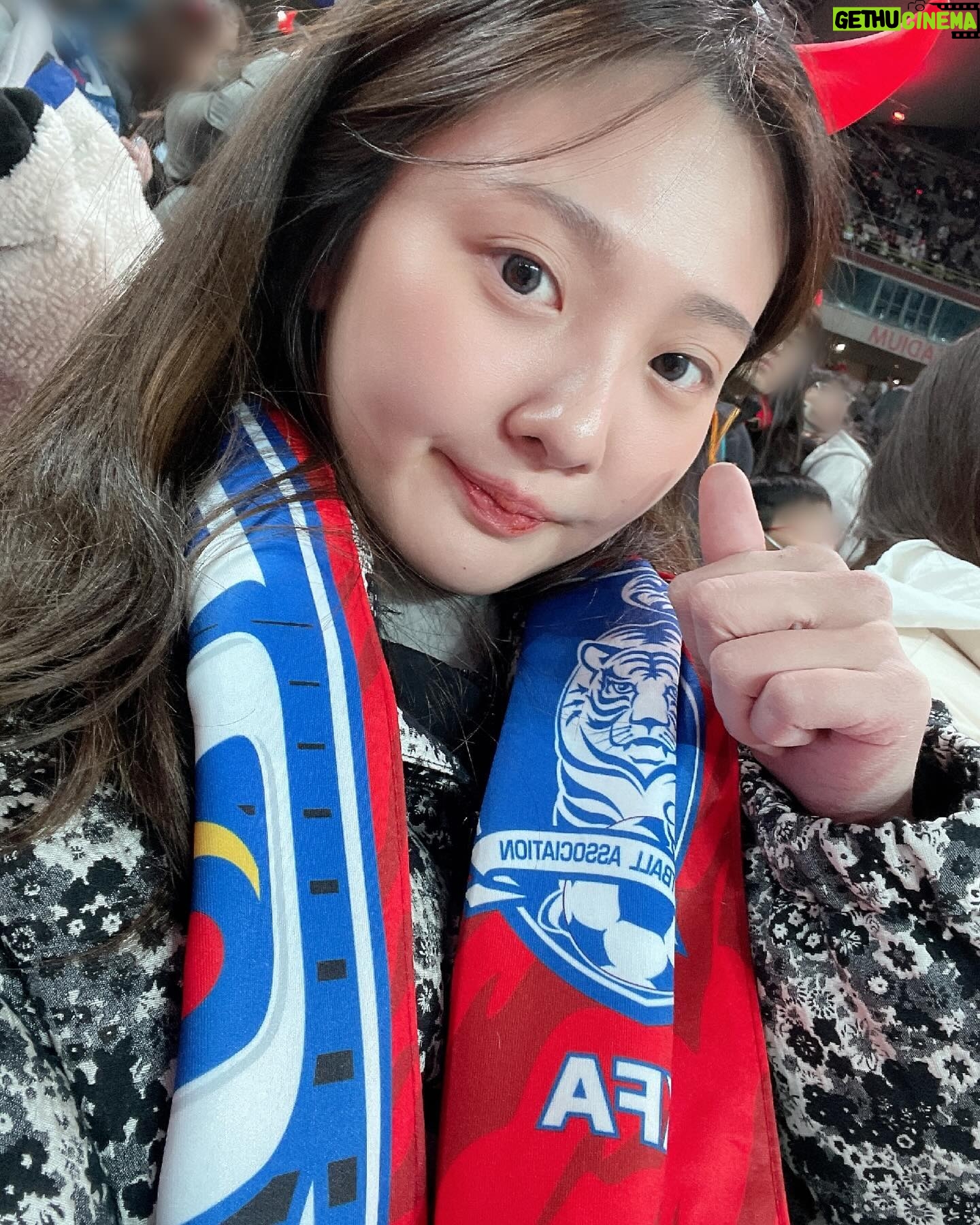 Ahn Ji-young - 28.5K Likes - 🇰🇷💕
