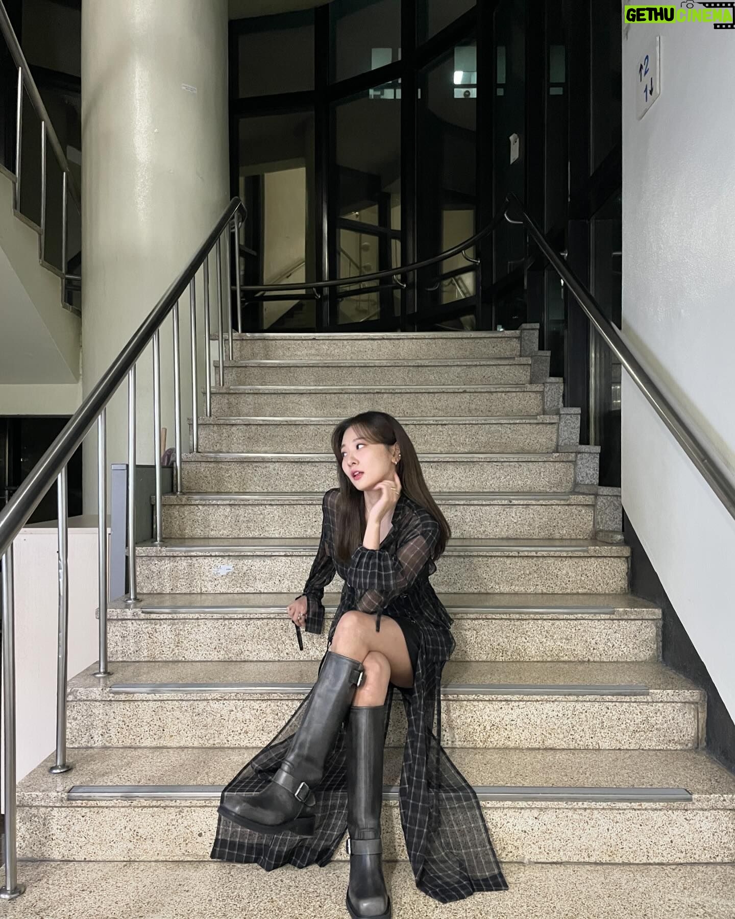Ahn Ji-young - 20.8K Likes - 더 시즌즈-이효리의 레드카펫❤️
@theseasons2023