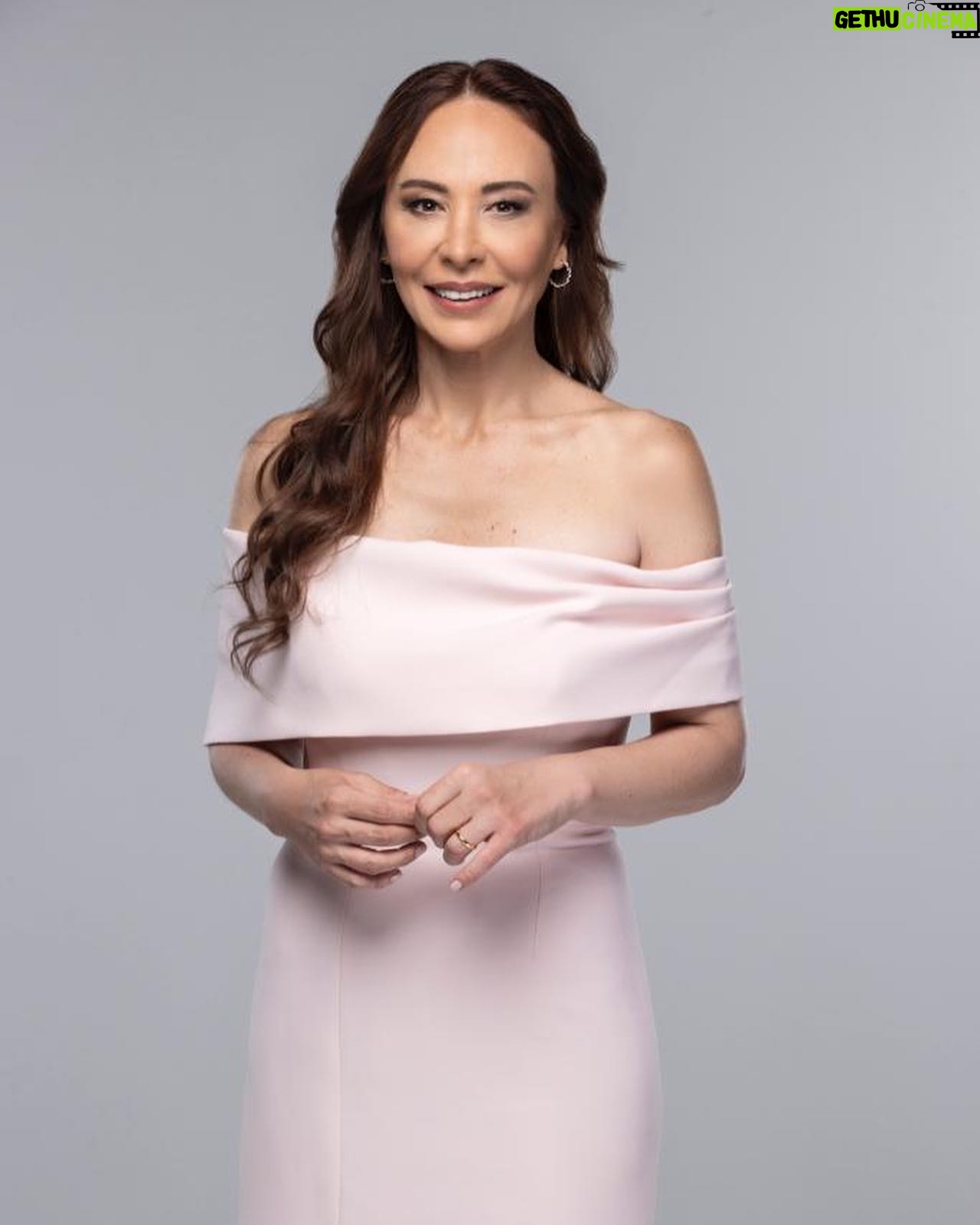 Ahu Sungur - 3 Likes - ‘Bir Şansım Olsa’ her cumartesi/pazar saat 13:00’ te sizlerle @showtv ‘de 🌟#BirŞansımOlsa @bboyapim @mahperiu @safakbbo @n1danismanlik @bircansilan 💜🌟🧿🧚🏻♂️