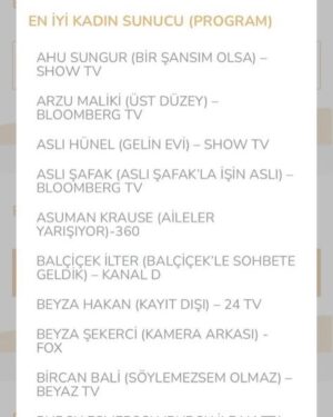 Ahu Sungur Instagram - Sürprizli bir yeni güne uyandım 🌟 Dediler ki; aday olmuşsun 🥰 En iyi kadın sunucu (program) #BirŞansımOlsa 🌟 Hani programda davet ederken; ‘Bizde, size ait bir emanet var ’ diyorum.. ne kıymetlidir emanet… Bana bu programı emanet eden; benim için çok kıymetli @bboyapim @mahperiu @safakbbo ve  @showtv @ipekdurkal size çok teşekkür ederim 💜 canım hocam @ozcanmavis size de 💜 ve tüm birbirinden kıymetli ve sevgi dolu canım ekip arkadaşlarım 👉🏻 @ceyhunhosgonul @enisoter @aleynaucar1 @yildirimu @mahir_u @orhun_kesebir @baharkocamaz @elaa_stylee @betultinaroglu @izzetkrgzz @trnumt @veyszimmer sizi ne kadar çok sevdiğimi biliyorsunuz 💜 her an söylüyorum 💜 Bana en büyük ödül; ailem ve  her defasında huzurla geldiğim setim, verdiğimiz emek ve seyircinin sevgisi ve takdiri 💜 İnsan hangi mesleği yapıyor olursa olsun belli bir yaştan sonra sadece huzur arıyor.. Emeğimize sağlık, huzurumuza bereket 🧿🌟💜 ve canım menajerim @bircansilan iyi ki varsın seni çok seviyorum 💜 programımızın adı; Bir Şansım Olsa ve bu program ve bu program sayesinde hayatıma giren ve hayatına girdiğim herkes benim şansım 🙏🏻🌟 @showtv ‘nin sevgi dolu şefkatli kadınları ; @sevil_ayyildiz @ceyda.alpat ilk gün heyecanımı sevgiyle kucakladığınız için teşekkür ederim 💜 https://www.pantenealtinkelebekodulleri.com/