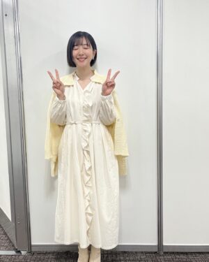 Ai Kayano Instagram - 2024年のInstagramはじめます！！
年明け最初のお仕事！
アニプレックス20周年のイベントに出演させて頂きました🌼

今回はあの花での出演だったのですが、アニプレさんはギルティクラウンや冴えカノなどなど…
たくさん思い出のあるタイトルばかりで、こうしてお祝いの場に参加させて頂けたのがすごく嬉しかった〜☺️

素晴らしいアーティストの皆さんと1つのステージを繋いでいくのは、普段のイベントとは違う緊張感でした…
今からでも配信で見られるので是非見てほしい！！

ちなみに楽屋でぼっちざろっく！の子達からあの花見てました〜って言ってもらえて、とっても嬉しかったな〜♡
私もぼっちざろっく！見よう！！（茅）

ワンピース
@idem__official 
アクセサリー
@osewaya_official

トークセッション

ワンピース、カーディガン
@haupia.official
イヤリング、ネックレス
@osewaya_official