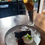 Ai Kago Instagram - あったかくて気持ちいい日でしたね☀️ ライブの打ち合わせしてきたよ！そこのcafeで食べたガトーショコラとお芋ソフトクリームが可愛いかた🤤🩷 (詳細は次回のYouTubeにて配信します！) 普段は甘いスイーツは食べないけど今日はサイクリングしたから良しにします😝 #mybike #mate