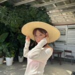 Ai Shinozaki Instagram - ・ 今日で32歳になりました🎂 ニューイヤー投稿からだいぶ空いちゃったけど 元気に過ごしてます😌 32歳もたくさん食べて たくさん笑いたいです☺️🍚✨