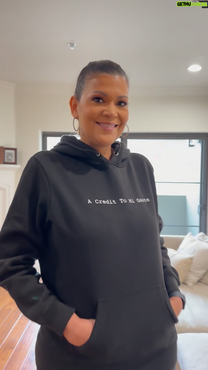 Aida Rodríguez Instagram - Thank you to my girl at @hollywoodhoodies for this comfy and one of a kind sweatshirt! A credit to mi gente (my people). Currently rocking it at the airport and I’m already receiving so much love in it! If you haven’t already, head to their page and get you one! Special thank you to my love @styledbyfern for the gift!