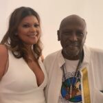 Aida Rodríguez Instagram – It was my absolute honor to meet and give Mr. Gossett his flowers. He was an amazing actor and did what he loved until he passed on to become an ancestor. We celebrate your life and say thank you for a job well done. Thank you for sharing your time and space and greeting me with love. Fly high. We don’t die, we graduate. 💜