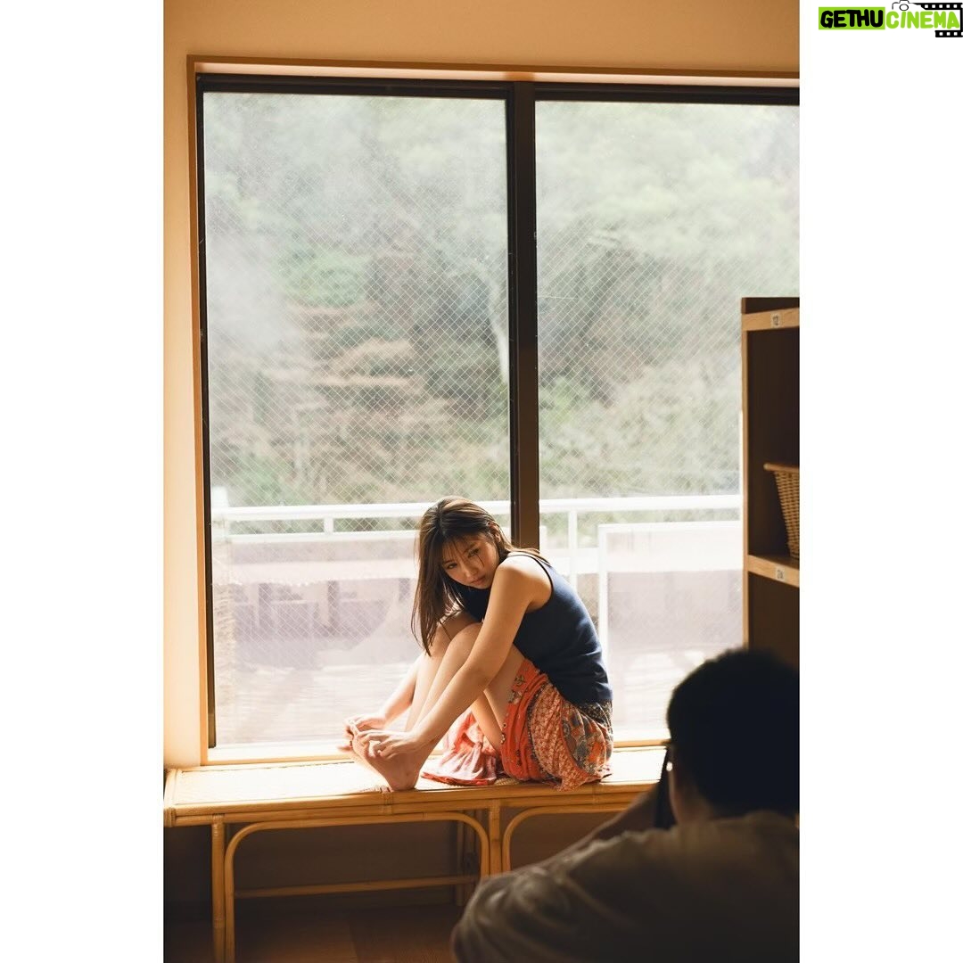 Aika Sawaguchi - 11.5K Likes - 本日発売 週刊少年マガジンの表紙巻頭に掲載していただいています!
美味しいごはん食べて、あったかい温泉入って、これは撮影なのか?と何度か疑った撮影でしたっ!
ぜひ、みておくれ❗️