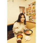 Aika Sawaguchi Instagram - 海鮮丼食べて、おみくじ引いて、お正月❗️って感じでした