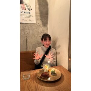 Aika Sawaguchi Instagram - ハタチ、ありがとうございました❗️
たくさん笑ったネ❗️