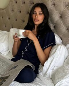 Aimee Flores Top 100 Instagram Photos and Posts