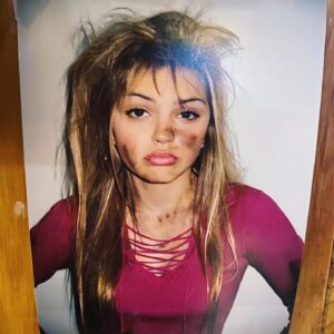 Aimee Teegarden Instagram - She ain’t afraid to get a little dirty ... #fbf 🔧🧰👩‍🔧