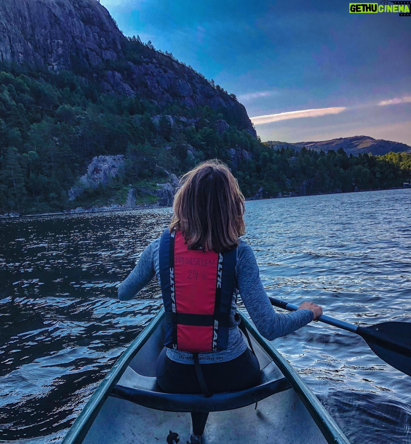 Aimee Teegarden - 2.7K Likes - Take me back to š³š“ š¶ā°š
#getoutside #adventure