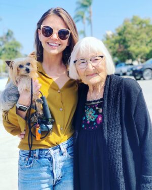 Aimee Teegarden Instagram - Never underestimate a #ladygang ❤️🦹‍♀️👩🏼‍🏭👩🏼‍⚖️👩🏼‍🎤👷‍♀️❤️(chiefly the OG’s)