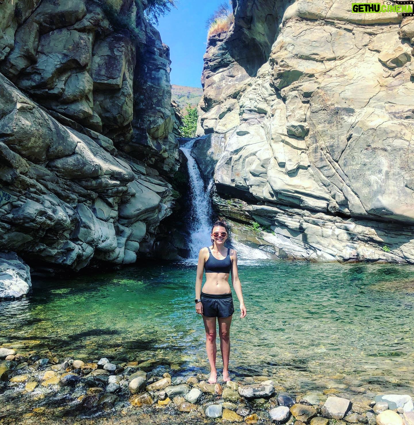 Aimee Teegarden - 5.1K Likes - Always be chasing waterfalls š¤øš½āāļøšš¦ #getoutside