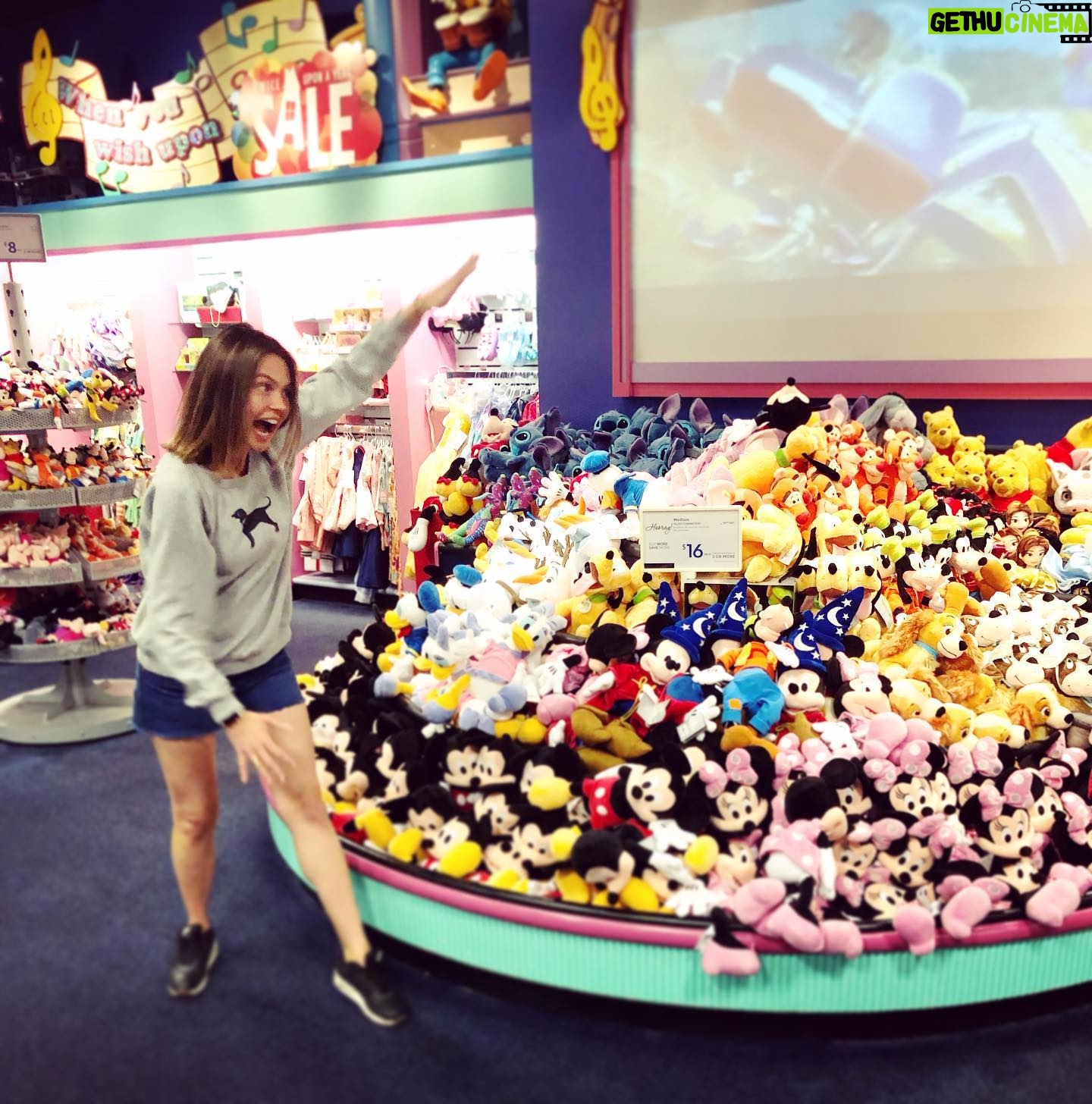 Aimee Teegarden - 2.7K Likes - Even as an adult I canāt help wanting to dive into the pile of stuffed animals @ The Disney Store𤪠#tbt #roadtrip #adulting #dontgrowup