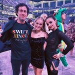 Aimee Carrero Instagram - 🎵my reputation’s never been worse so you must like me for me 🎵🐍⁣ ⁣ my gorgeous niece ella took us to the eras tour last night and it was the most magical, earnest good time i’ve had maybe ever. vibes were immaculate 🫶🏽✨⁣ ⁣ my pal @ethantobman creative directed a true masterpiece with this tour. so so proud