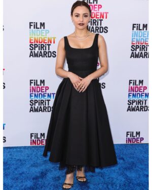 Aimee Carrero Instagram - Independent Spirit Awards 🕊️⁣
⁣
Thanks to @sagindie and @darrien_straightnochaser for seating me at the only table to polish off 3 bottles of champs
⁣
Styling: @bradgoreski @daniela_viviana 
Dress: @dior 
Hair: @hairbyaviva 
Makeup: @simonesiegl 
⁣
Portraits: @imdb @michaelrowephoto 
Carpet: @shutterstock 
Event: my beloved @vivienkillilea