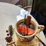 Aimee Chan Instagram – I’m a sucker for anything that looks x-mas-y! 🎄 Even if it’s almost February and x-mas is long over! 🤩 Hope you find something that makes you feel happy and warm today as it’s coooooooooold! 🥶

#morning #wednesday #xmas #drinks