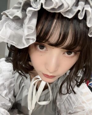 Aina Yamada Instagram - 📻🫖🕯