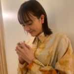 Airi Matsui Instagram - 福島発酵マルシェin土湯温泉 トークショーに来て下さった皆様 ありがとうございました🙇🏻‍♂️✨ 沢山の方とお会い出来て嬉しかったです！ まだまだ知らない 福島の発酵の魅力をたくさん発見出来ました！ 皆様も福島の発酵文化に触れてみて欲しいなぁ 美味しい発酵食沢山あるよ😋 沢山のこけしさんと📷🤍
