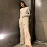 Airi Matsui Instagram – 白暮のクロニクル🧛

スペシャル座談会 Vol.1 配信start！
ドラマがさらに楽しめる内容になっております✨

そして第1話がYouTubeにて無料配信中📽️

皆様見てくれたかな？

3/1までもう少しですね〜
お楽しみに、、！

#白暮のクロニクル