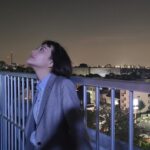 Airi Matsui Instagram - 白暮のクロニクル🧛 本日23時〜第8話です！ 今夜も殺人事件が！ そして羊殺しに繋がる人が現れる、、？🐏 名探偵あかりをぜひご覧ください！ #白暮のクロニクル
