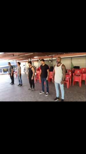 Aisha Jambo Instagram - Da uma olhada na preparação tática do elenco da DIVISÃO. @skullexp @eromcordeiro @thiagothome @aishajambo @rcasanovaoficial @feliperoque #adivisaoaserie @afroreggaeaudiovisual