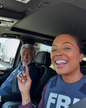 Aisha Tyler Instagram - Get in loser… we’re going profiling. 😎