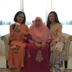 Aishah Ilias Instagram - Selamat Hari Raya🙆🏻