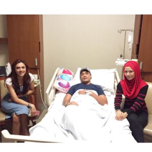Aishah Ilias Instagram - ini la jadinya bila superman changed to Optimus prime so kids be careful when u choose your superhero 😂 speedy recovery @hisyamhamid7 bole beli baju raya kat @melrosehanafi 😆