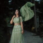 Aishwarya Ramsai Instagram - Love with nature 🌿 : 💄 @touched_by_anjusree_bhadran 👗 @smies_fashion 📸 @aji_ayilam : #actress #aishwaryaramsai #bekind #staysafe