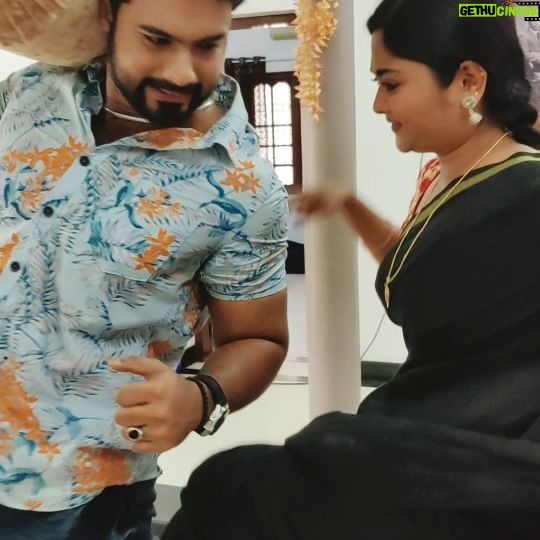 Aishwarya Ramsai - 47.4K Likes - അടി തെറ്റിയാൽ നലീഫും വീഴും...😲😲😂😂...വൻ വീഴ്ചകൾ ഇരന്നു വാങ്ങുന്നു...🫣🤣😇❤️❤️