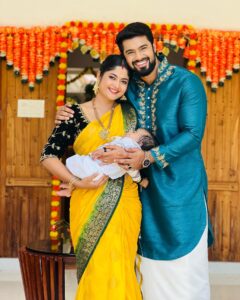 Aishwarya Ramsai Instagram - 🌼K🦚K🦚K🌼 : #actress #aishwaryaramsai #naleefgea #kunjuvava #kiran #kalyani #kalyan #kiyani #shooting #mounaragam #asianet