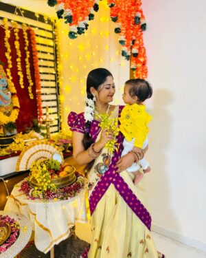 Aishwarya Ramsai Instagram - 🙏🏻இனிய தமிழ் புத்தாண்டு நல்வாழ்த்துக்கள்🌾വിഷു ആശംസകൾ🌼

:
#actress #aishwaryaramsai #vishu #tamilnewyear #bekind #staysafe #celebration #merakanha #radheradhe #krishna