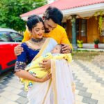 Aishwarya Ramsai Instagram - First family pic❤️😍onam akosham with our kunju vava.. : #actress #aishwaryaramsai #naleefgea #kiyani #kunjuvava #mounaragam