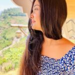 Aishwarya Ramsai Instagram - A smile is a curve😇but that sets everythings straight.😉💙 : @tehycaofficial 📍 #actress #aishwaryaramsai #peace #bekind #staysafe #kodaikanal #poombarai #vecation #selflove #traveller