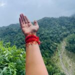 Aishwarya Ramsai Instagram - Successfully completed my first 🔱dham🙏🏻📿om namashivaya🛕😍 : #actress #aishwaryaramsai #yathra #kedarnath #chardham #firstdham #bekind #staysafe