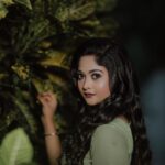 Aishwarya Ramsai Instagram - Love with nature 🌿 : 💄 @touched_by_anjusree_bhadran 👗 @smies_fashion 📸 @aji_ayilam : #actress #aishwaryaramsai #bekind #staysafe