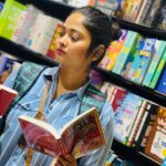 Aishwarya Ramsai Instagram - Mumbai diary’s ❤️must read on the book of paramahamsa yoganandhar😍my all time fvrt..and my life changing book📖 : #actress #aishwaryaramsai #bekind #staysafe #mumbai #pilgrimage #yathra