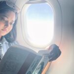 Aishwarya Ramsai Instagram - Mumbai diary’s ❤️must read on the book of paramahamsa yoganandhar😍my all time fvrt..and my life changing book📖 : #actress #aishwaryaramsai #bekind #staysafe #mumbai #pilgrimage #yathra