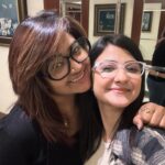 Aishwarya Sen Instagram - Pinch me, I must be dreaming! Still can’t believe I get to call “Amar Boss” my home, all thanks to the incredible vision of @shibumukherjeeofficial da and @nanditaroywindows di.. Sharing the screen with the one and only #RakhiGulzar mam has been a humbling honor. This film holds a special place in my heart already, and I can’t wait for you all to witness its magic 🥰🙏🏻 @windowsproduction