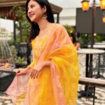 Aishwarya Sen Instagram - Happy Akshaya Tritiya 💛🙏🏻