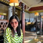 Aishwarya Sen Instagram - Vibes says it all 💚 #vibes #mood #candid #sunshine #goldenlight #darjeeling #glenarys