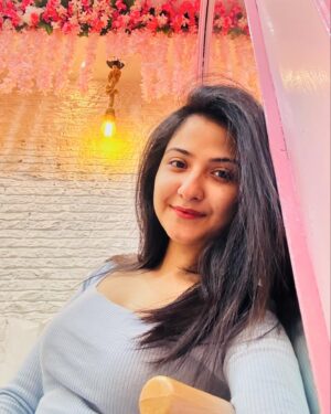 Aishwarya Sen Instagram - You go through the dark to realise that you are the light 🩵