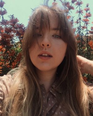 Aislinn Paul Instagram - 💥✂️
