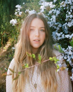 Aislinn Paul Instagram - I’ve Given Up and I Live in this Park Now: a series by wunderkind @acaciaevans