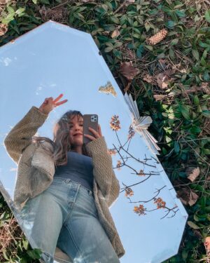 Aislinn Paul Instagram - From the bottom of my heart, thank you for all you’ve shared with me this week. It means so much 💕✨

Your girl is 27!!!!!!!!